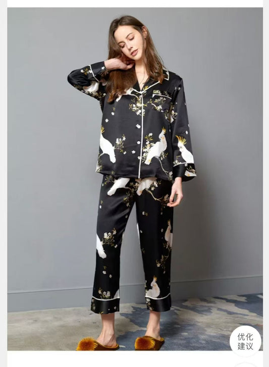 Famale Mulberry Pajama ---Black + blossom flower