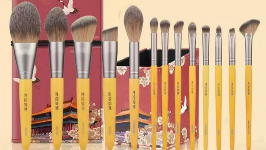 Wooden makeup brush set--10 brushes