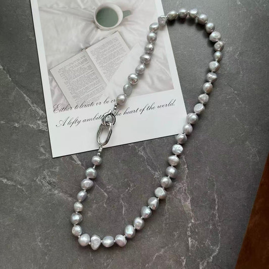 Baroque freshwater pearls necklet