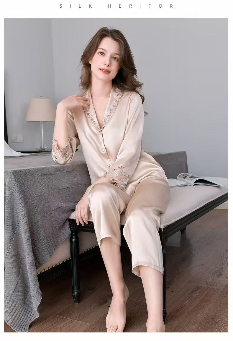 Famale Mulberry Silk Pajama---Jade & Lace