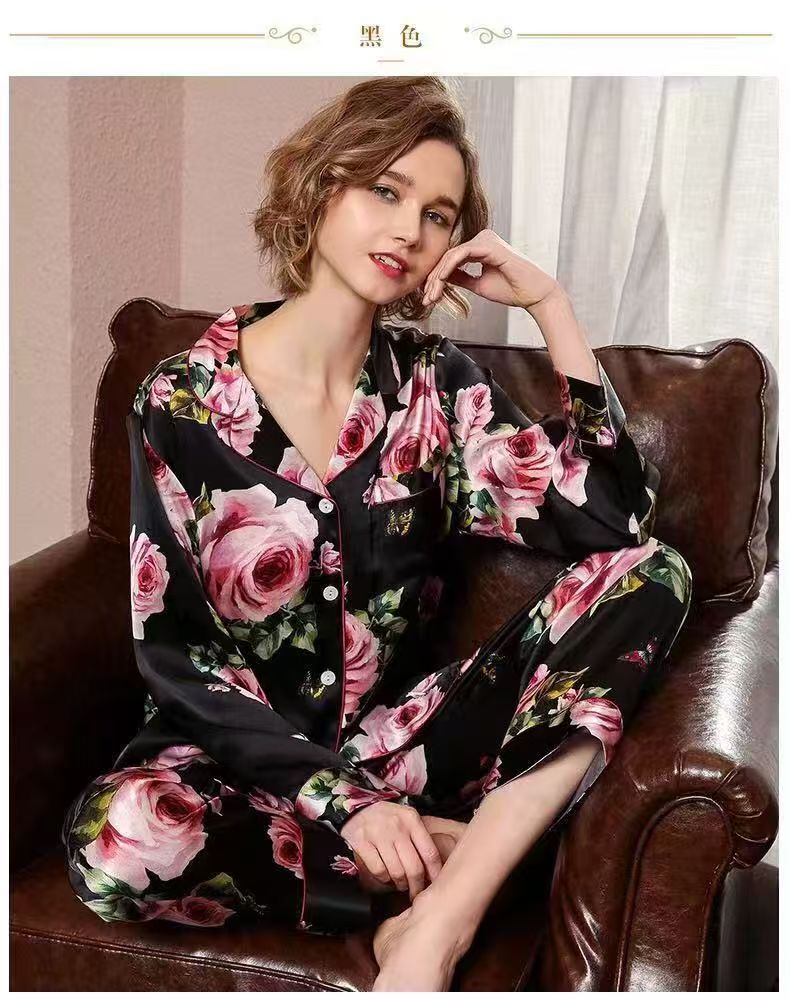 Famale Mulberry Silk Pajama---Rose Pattern