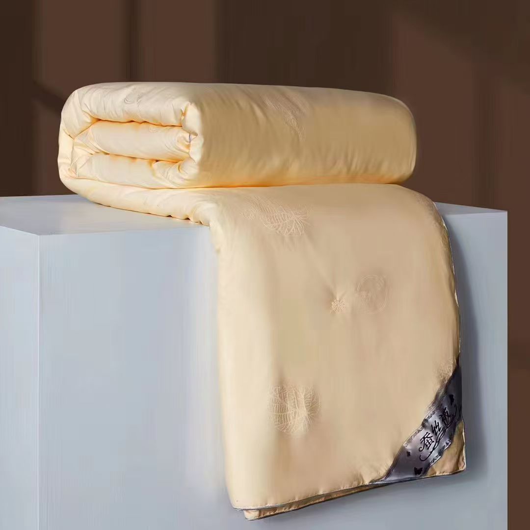 100% Mulberry Silk Duvet Centre---Double size with cotton surface