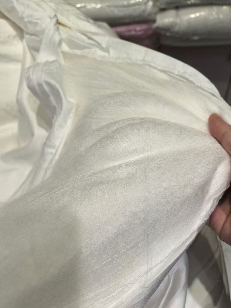 100% Mulberry Silk Duvet Centre---Double size with cotton surface