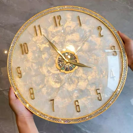 Hanging shell clock 40cm