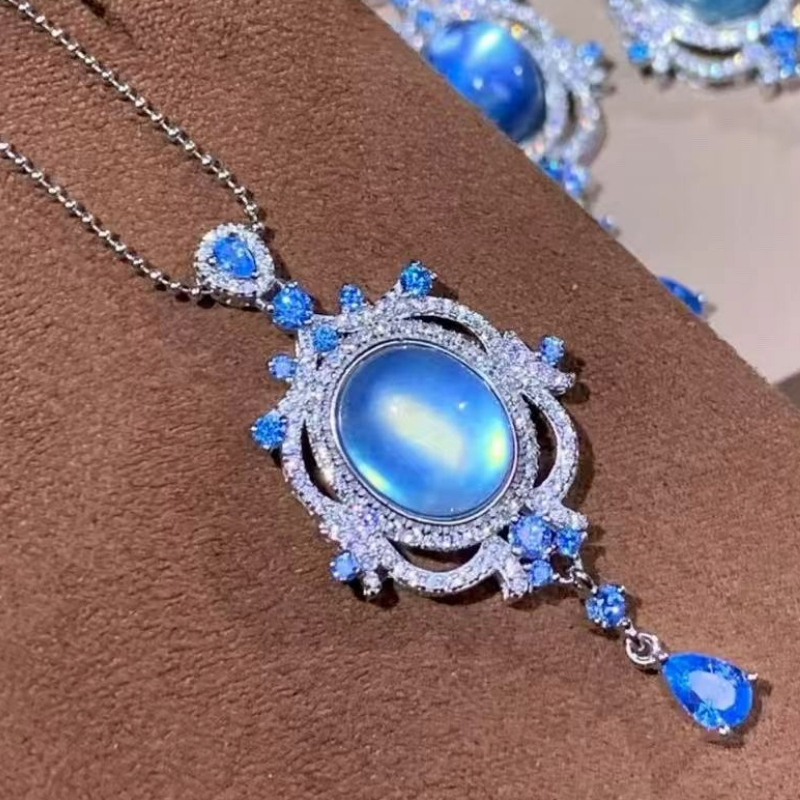 Aquamarine Bracelet and Pendant Set